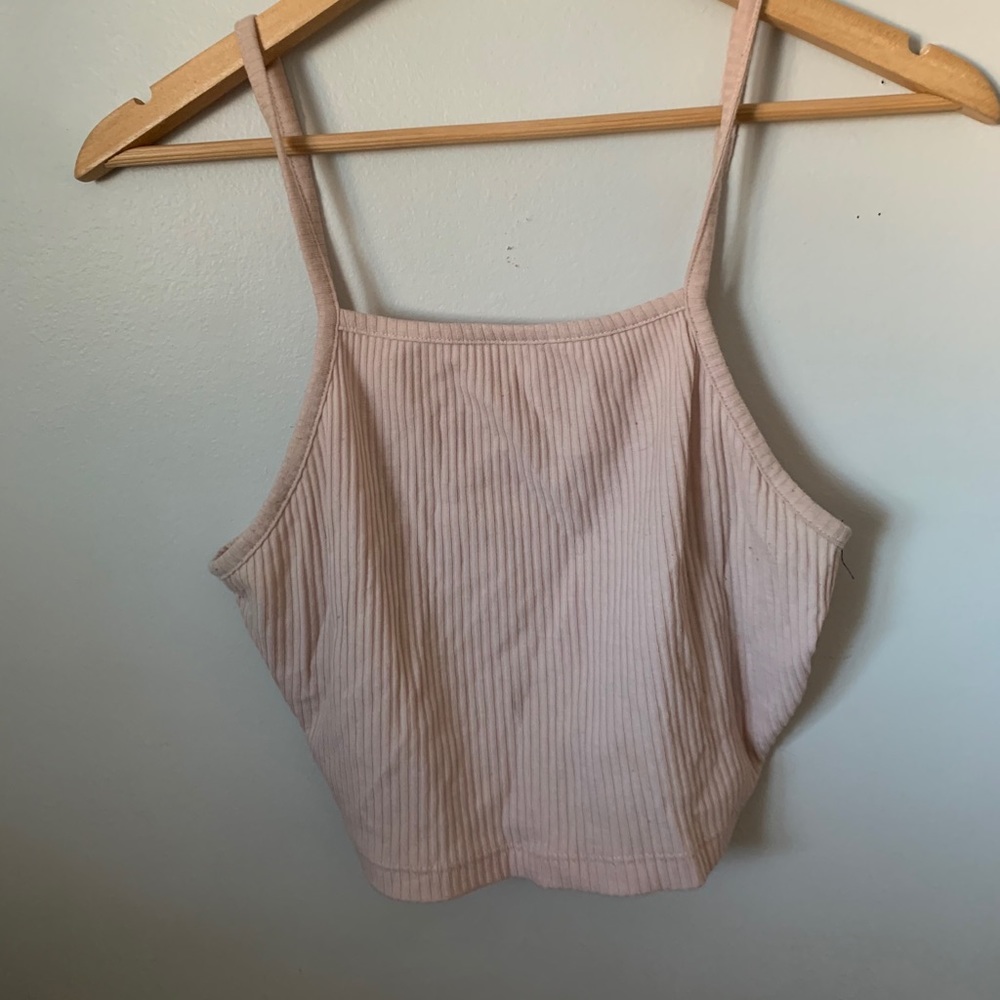 Peachy pink cropped tank top